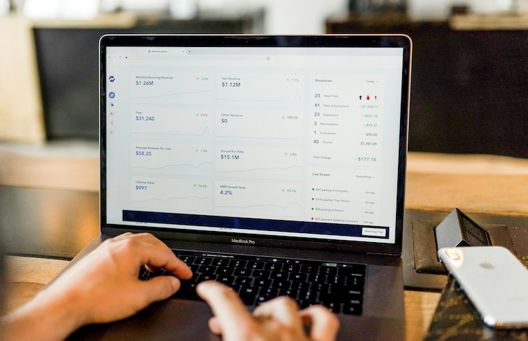 austin-distel-744oGeqpxPQ-unsplash